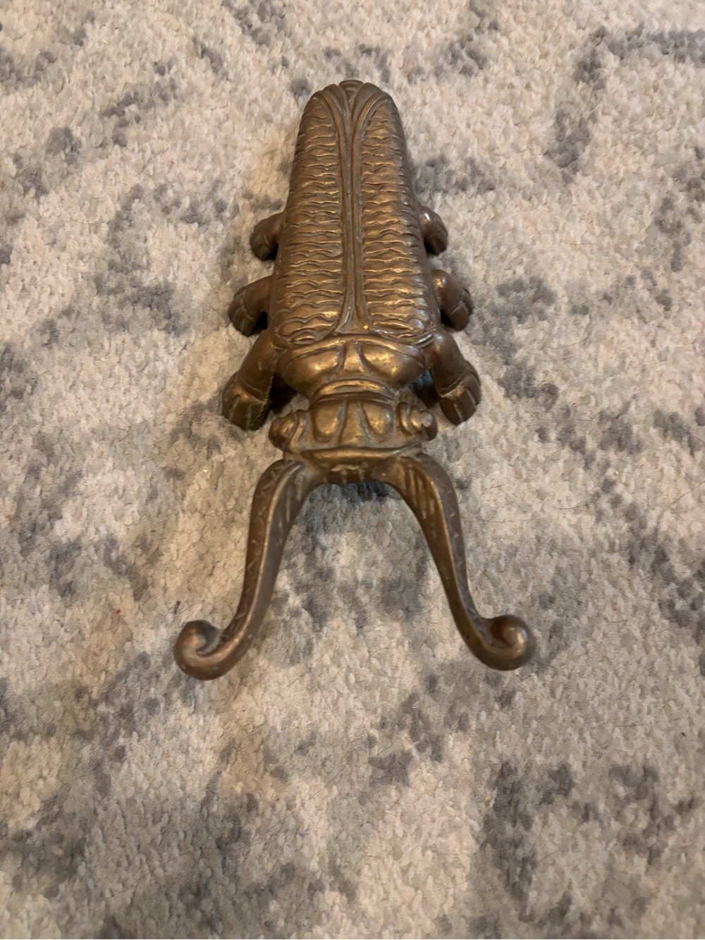 Antique-Style vintage Brass bettke shape boot jack in Bronze